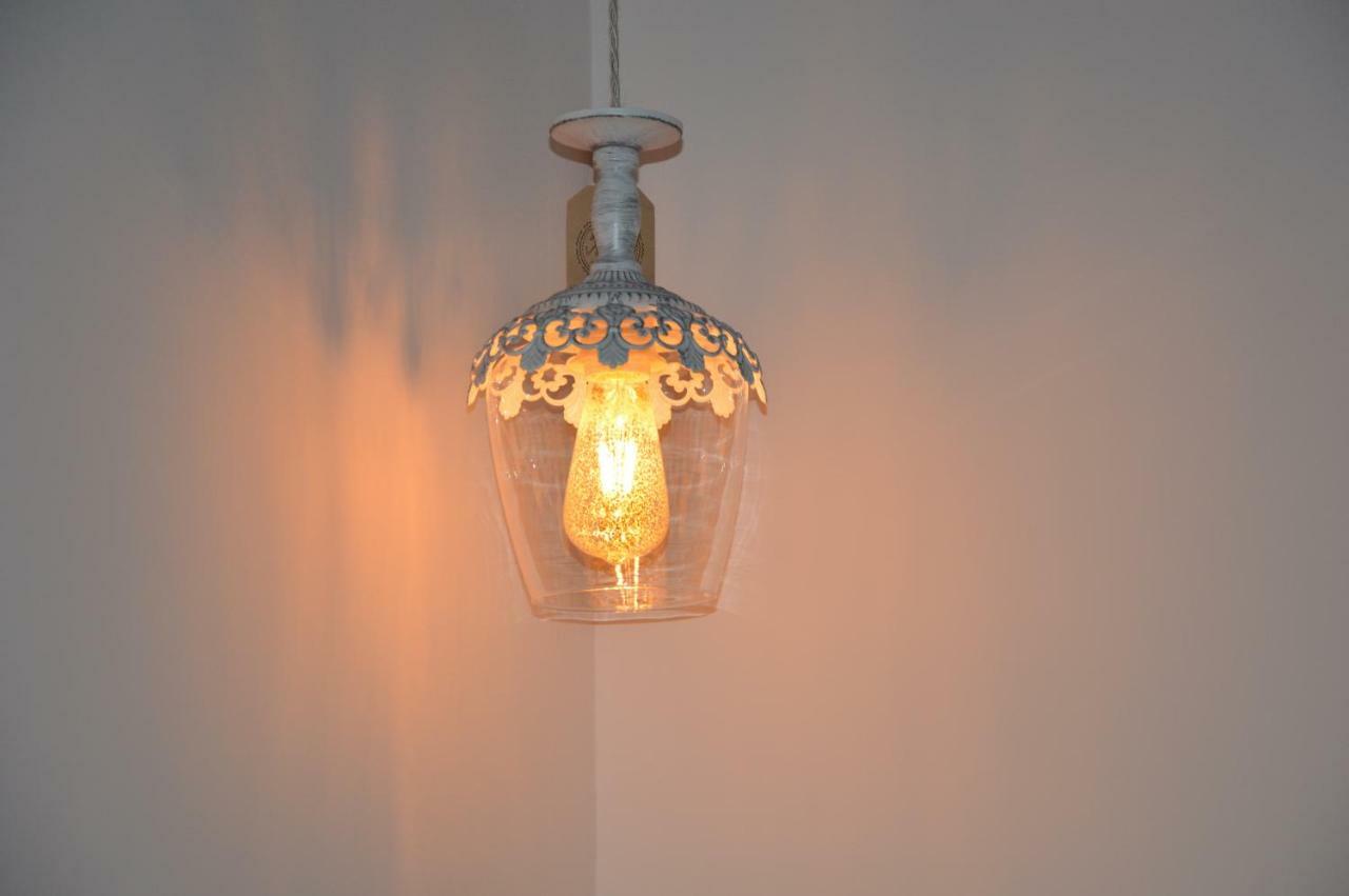 Historic Center - Elegant Apartment With Charming Antiques - Raffaello Inn Рим Екстер'єр фото